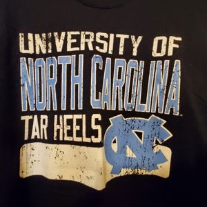 🎉🎉🎉 3/$15 🎉🎉🎉Men's North Carolina Tar Heels Shirt
